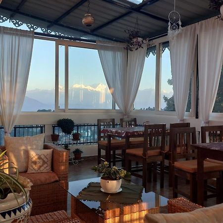 דרג'ילינג Indivar Homestay מראה חיצוני תמונה