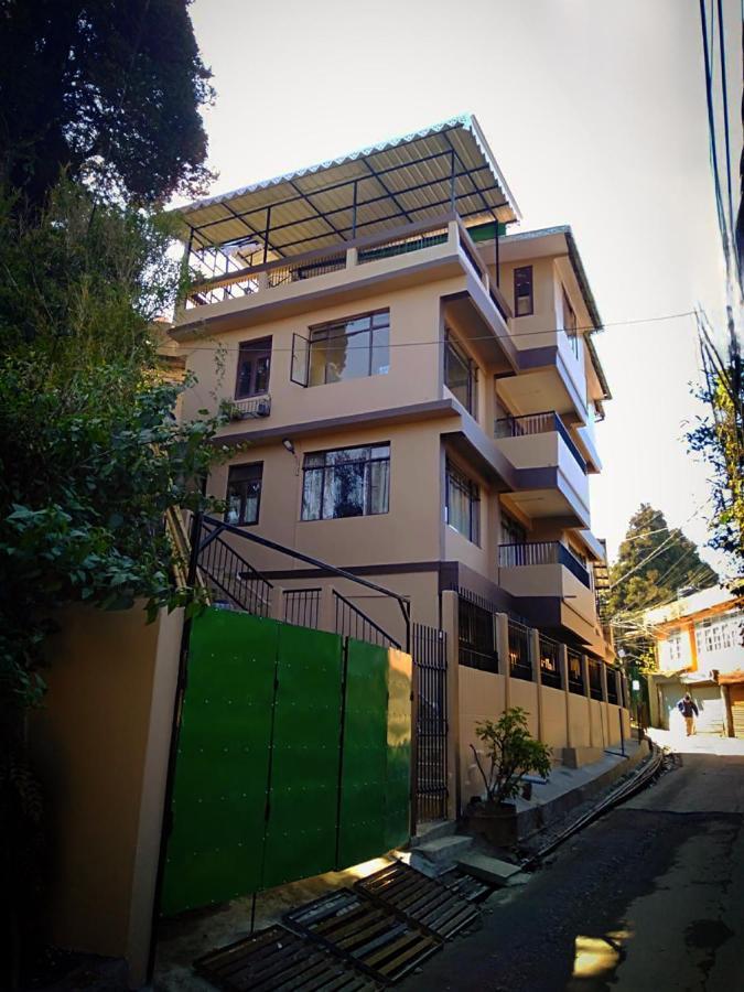 דרג'ילינג Indivar Homestay מראה חיצוני תמונה