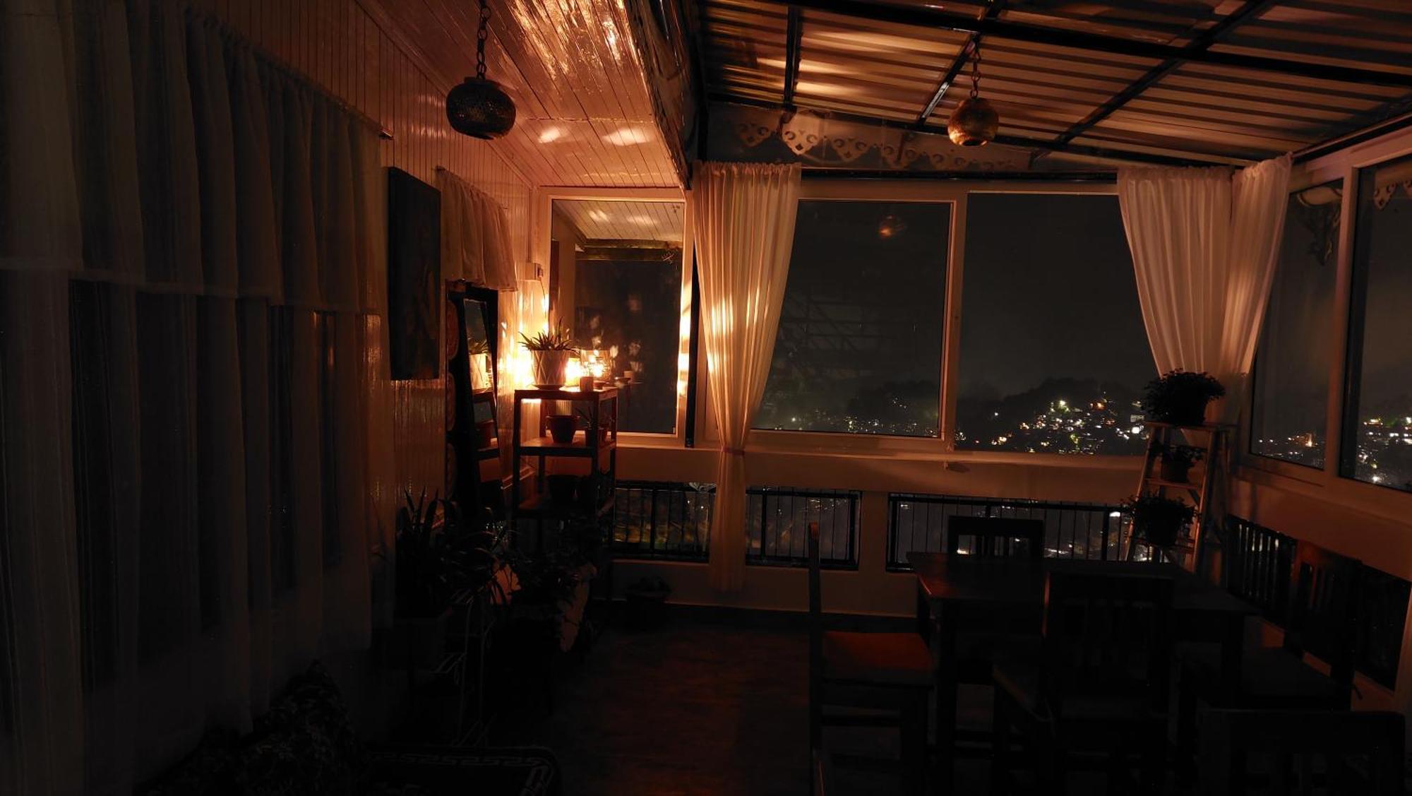 דרג'ילינג Indivar Homestay מראה חיצוני תמונה