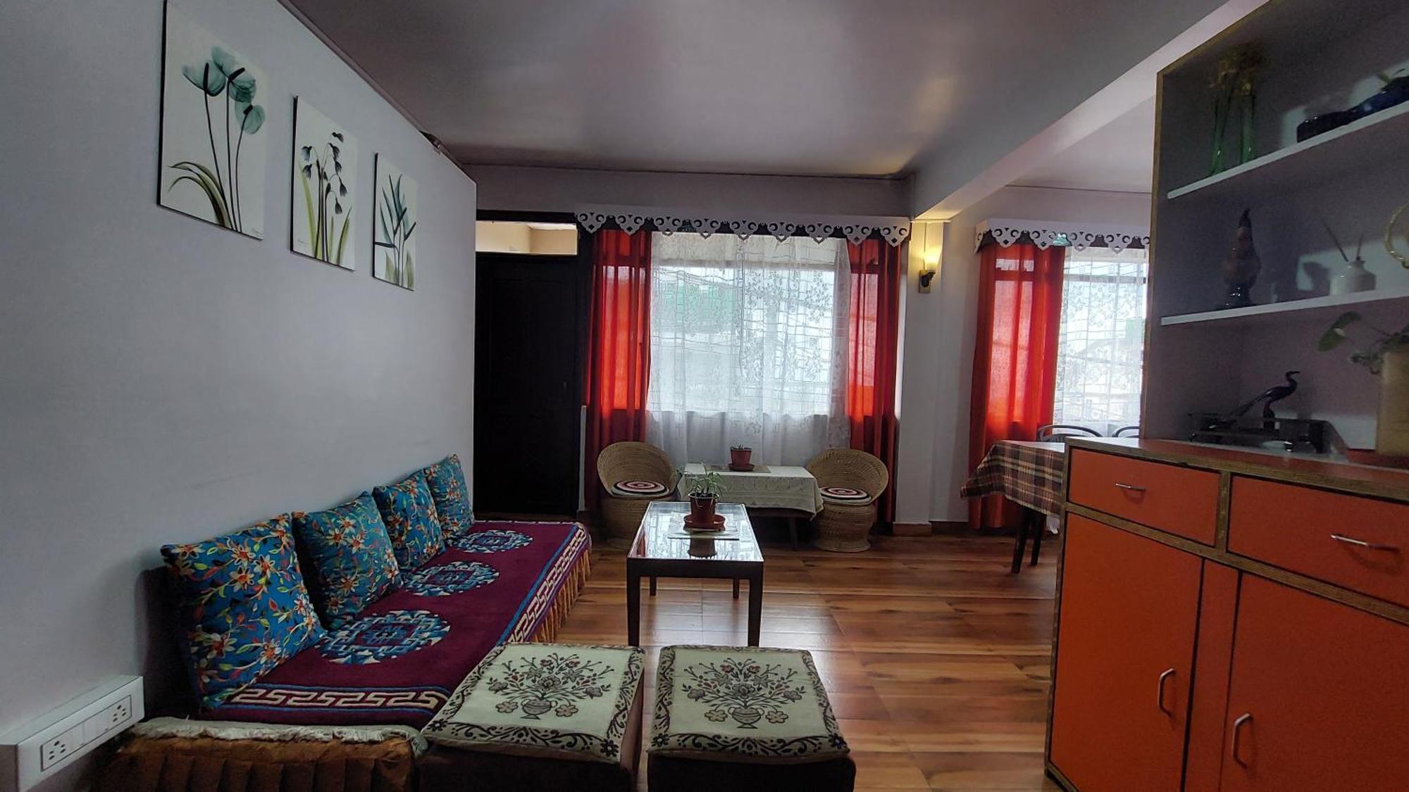 דרג'ילינג Indivar Homestay מראה חיצוני תמונה
